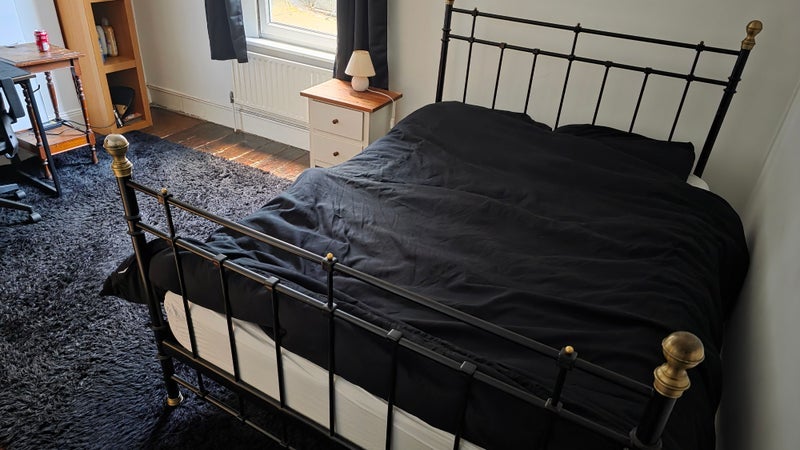Room Harrow Road in Greater London