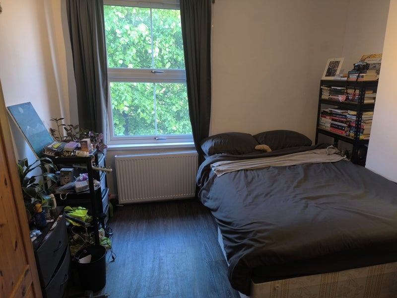 Room Hungerford Road in Greater London