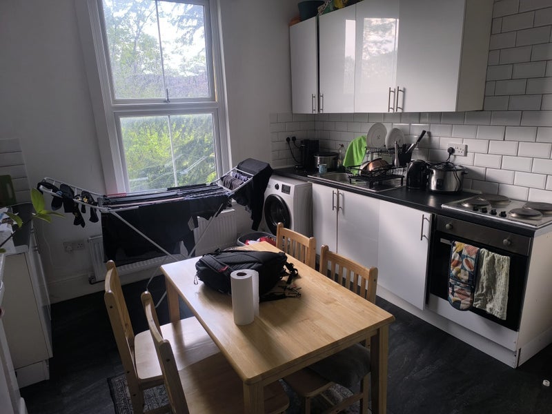 Room Hungerford Road in Greater London