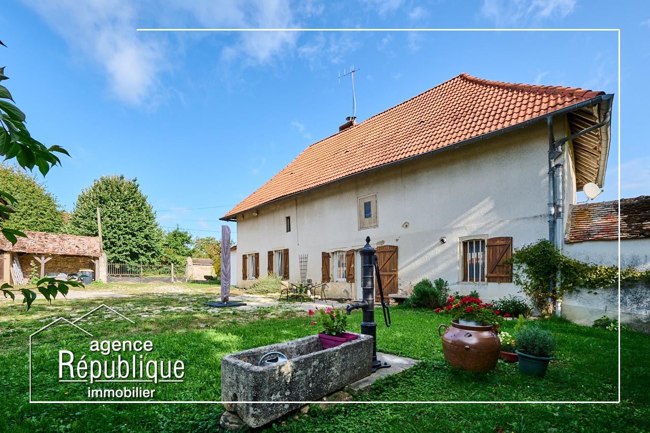 House Rue Thurot in Nuits-Saint-Georges