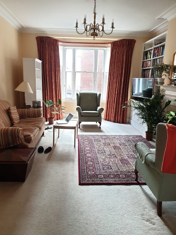 Room Kensington Court in Greater London