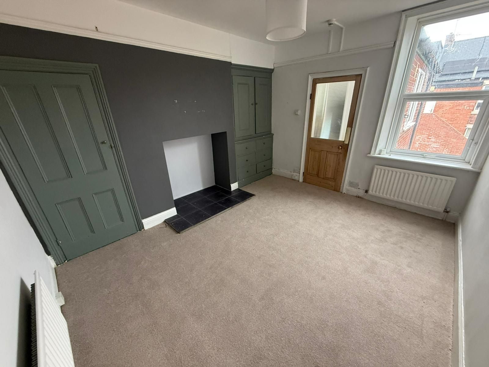 Flat Croydon Road in Newcastle upon Tyne