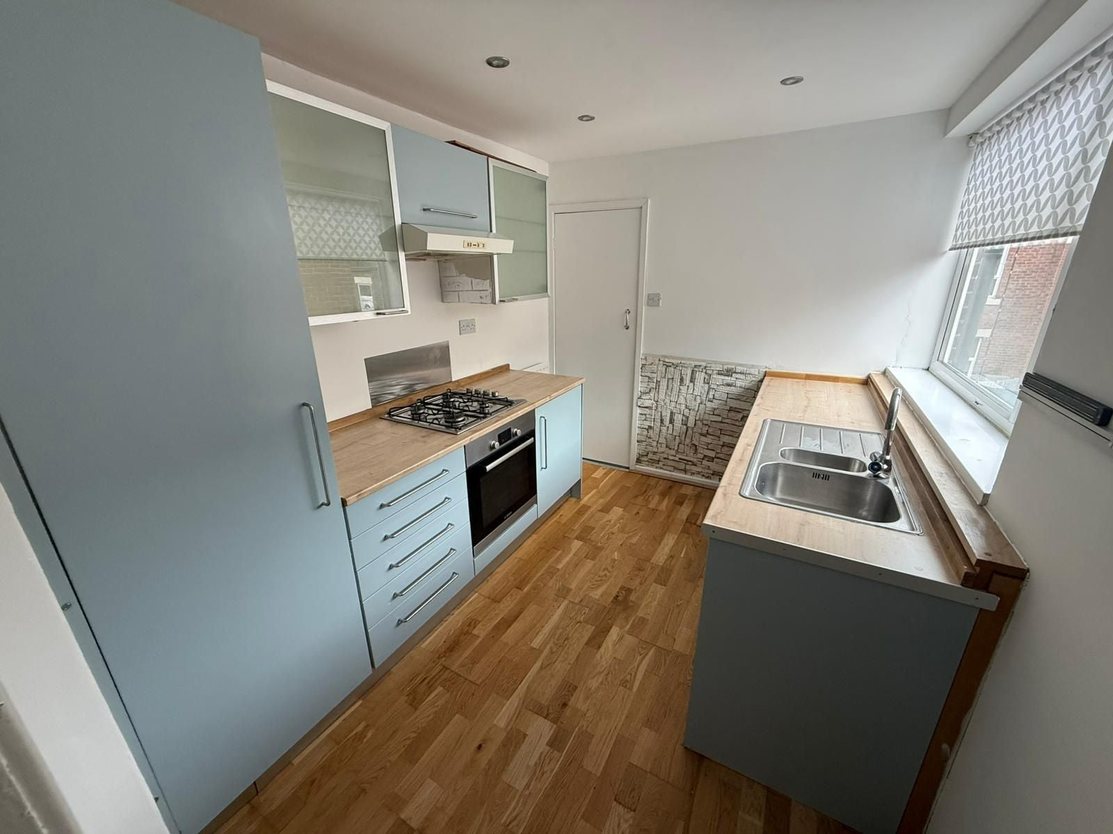 Flat Croydon Road in Newcastle upon Tyne