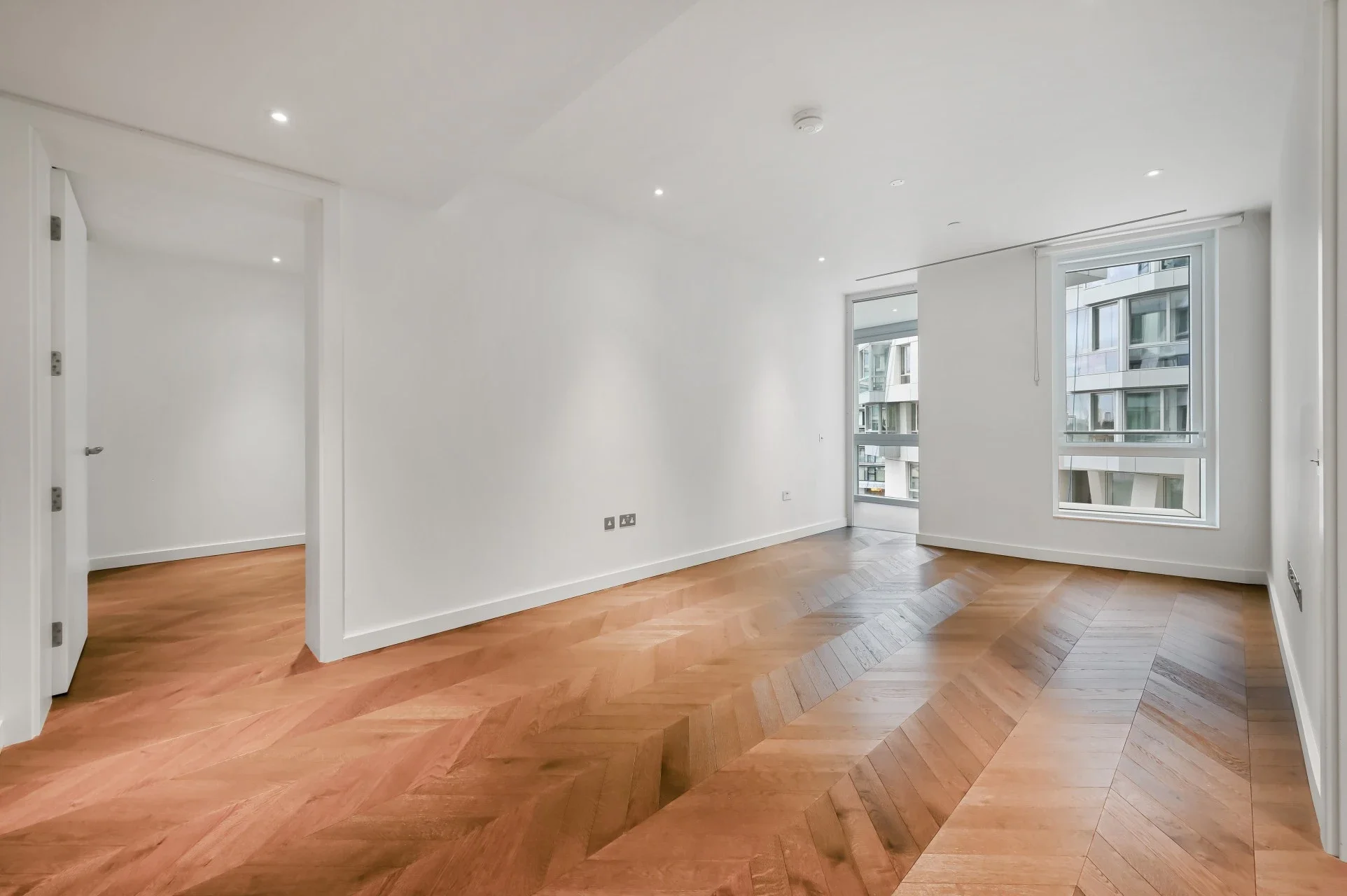 Flat Prospect Way in Greater London