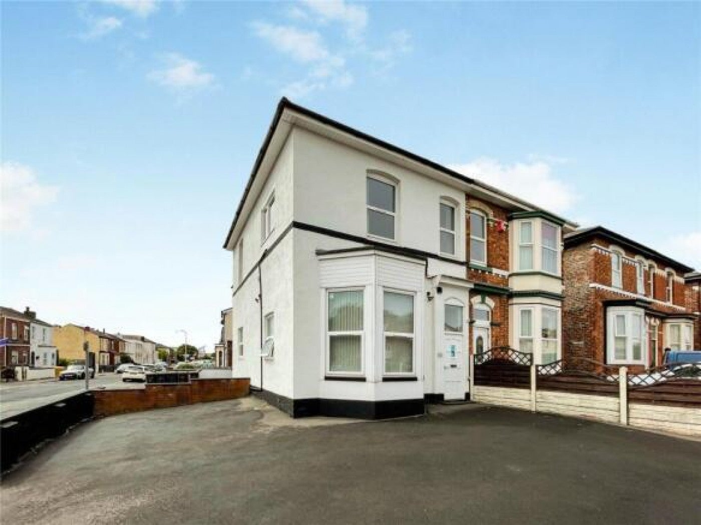 Flat Hall Street in Southport