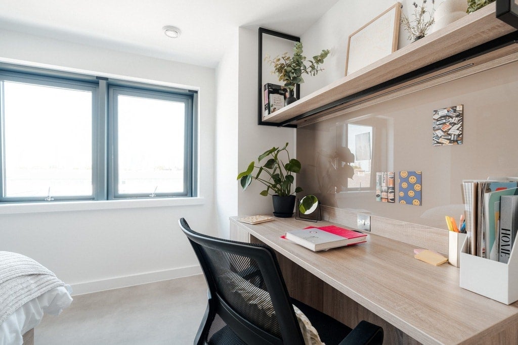 Room Childers Street in Greater London