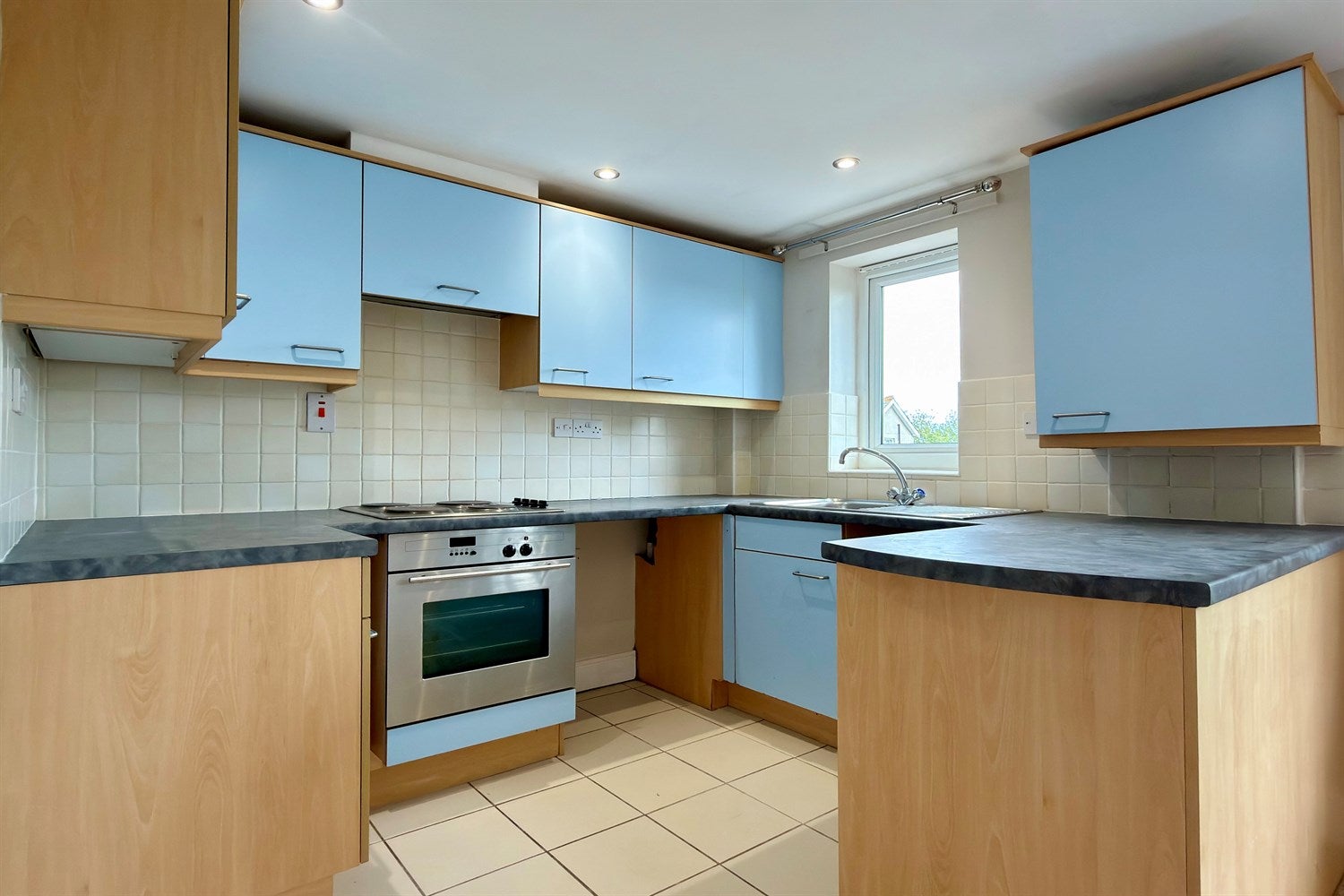 Flat Rockall Way in Chichester