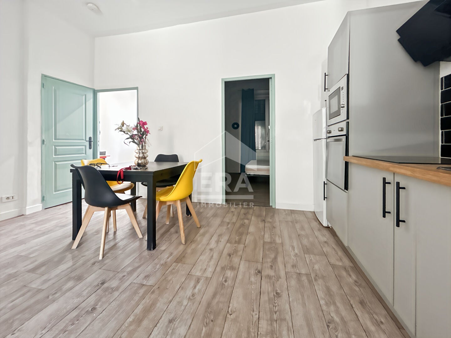 Chambre Rue des Trois Frères Carasso à Marseille