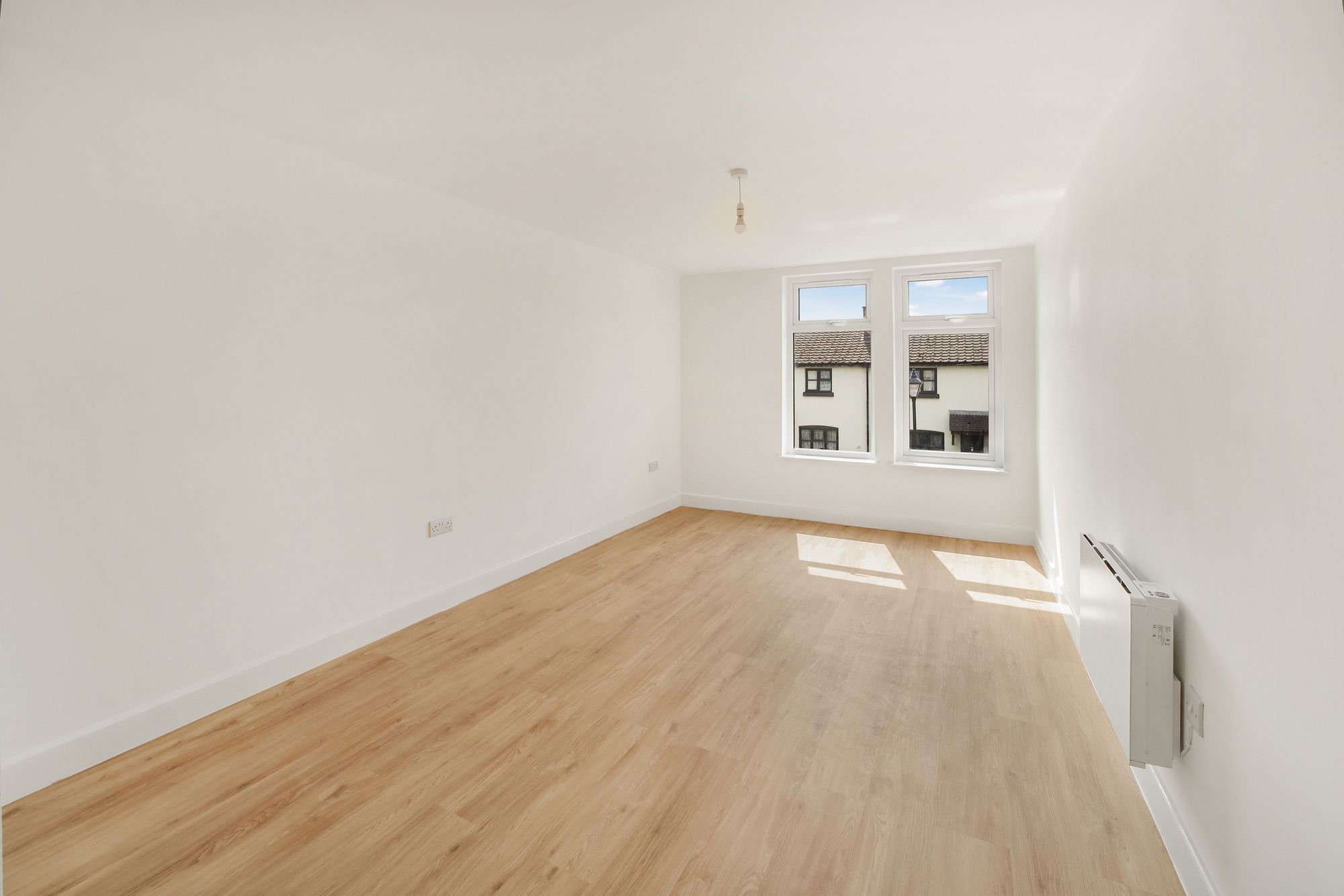 Flat Manchester Row in Newton-le-Willows