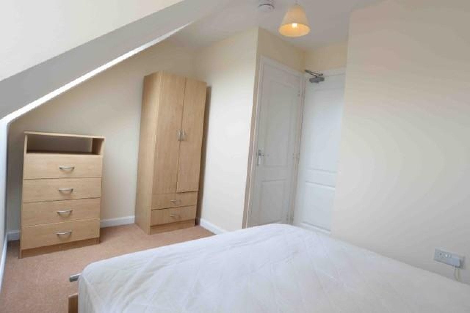 Flat Willis Place in Worcester