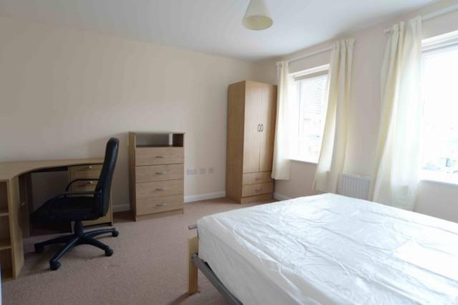 Flat Willis Place in Worcester