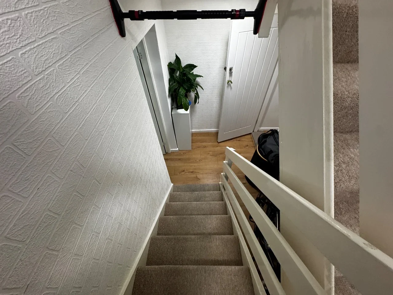House Belgrave Walk in Greater London