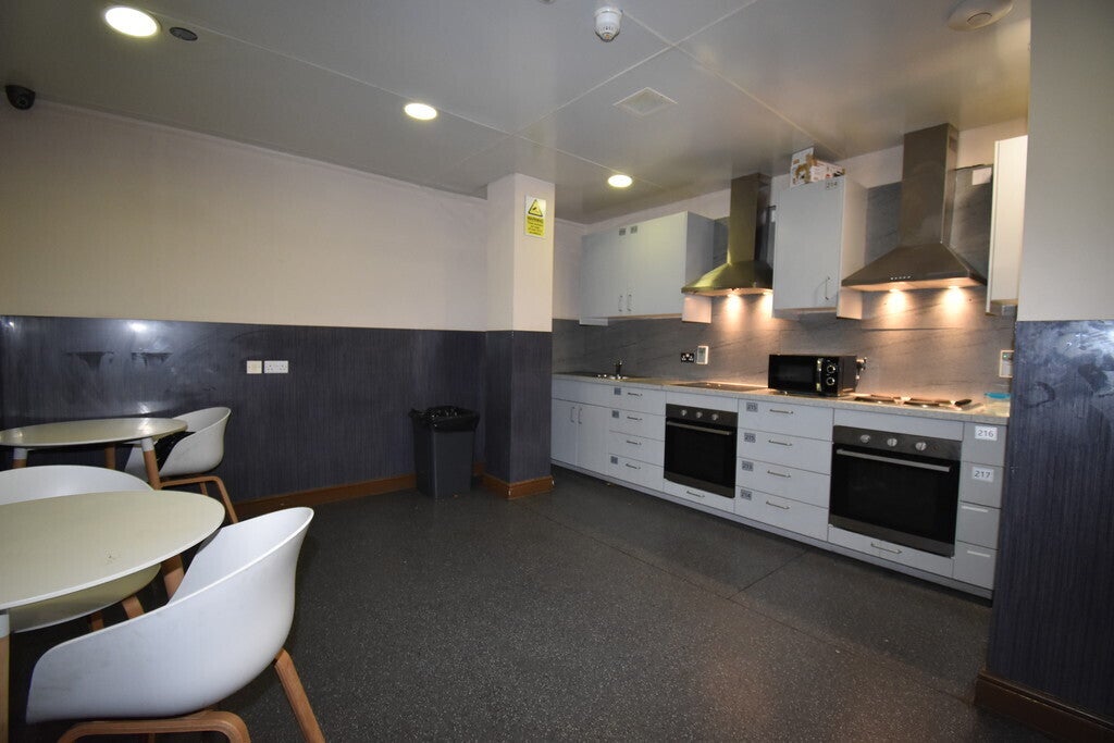 Flat Smithford Way in Coventry