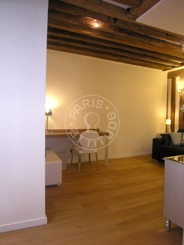 Appartement Rue Sauval à Paris