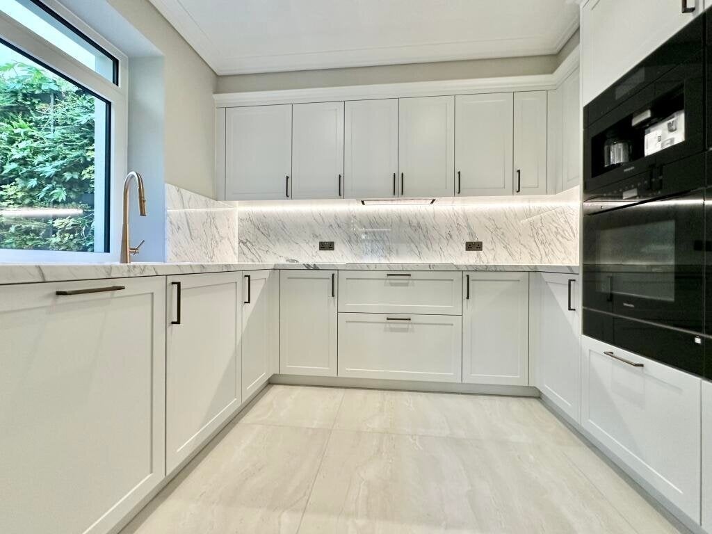 House Distillery Road in Greater London