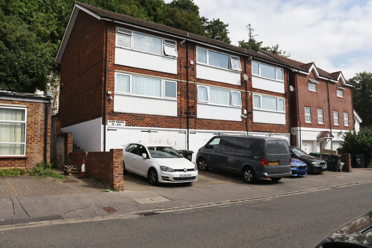 Flat Biddulph Road in Greater London