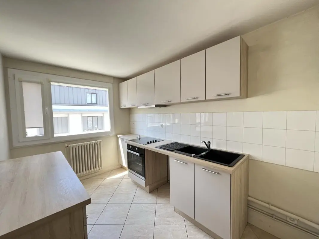 Flat Rue Pasteur in Le Mans