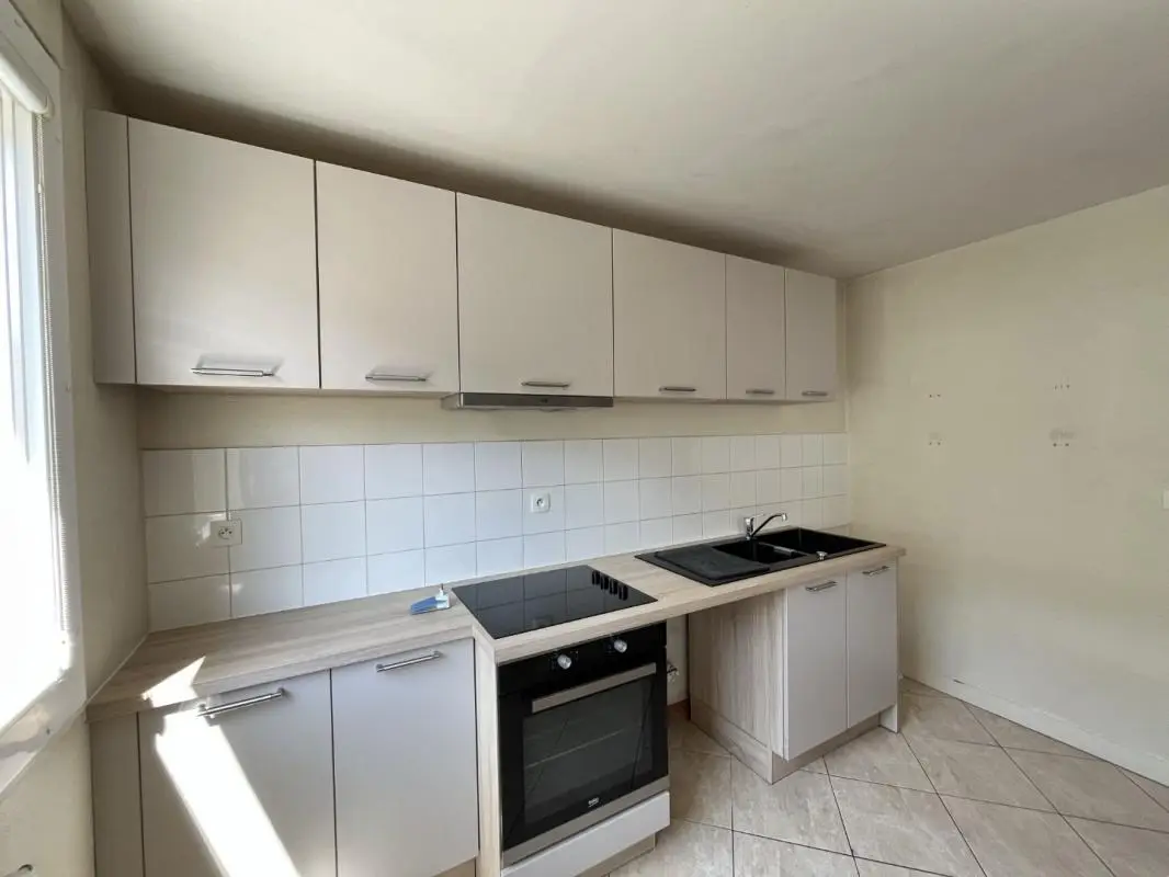 Flat Rue Pasteur in Le Mans