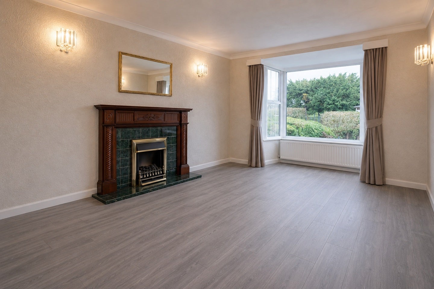 House Woden Road East in Sandwell