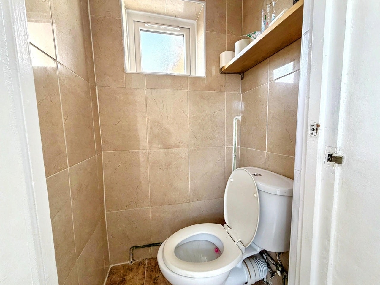 Flat Westbury Avenue in Greater London