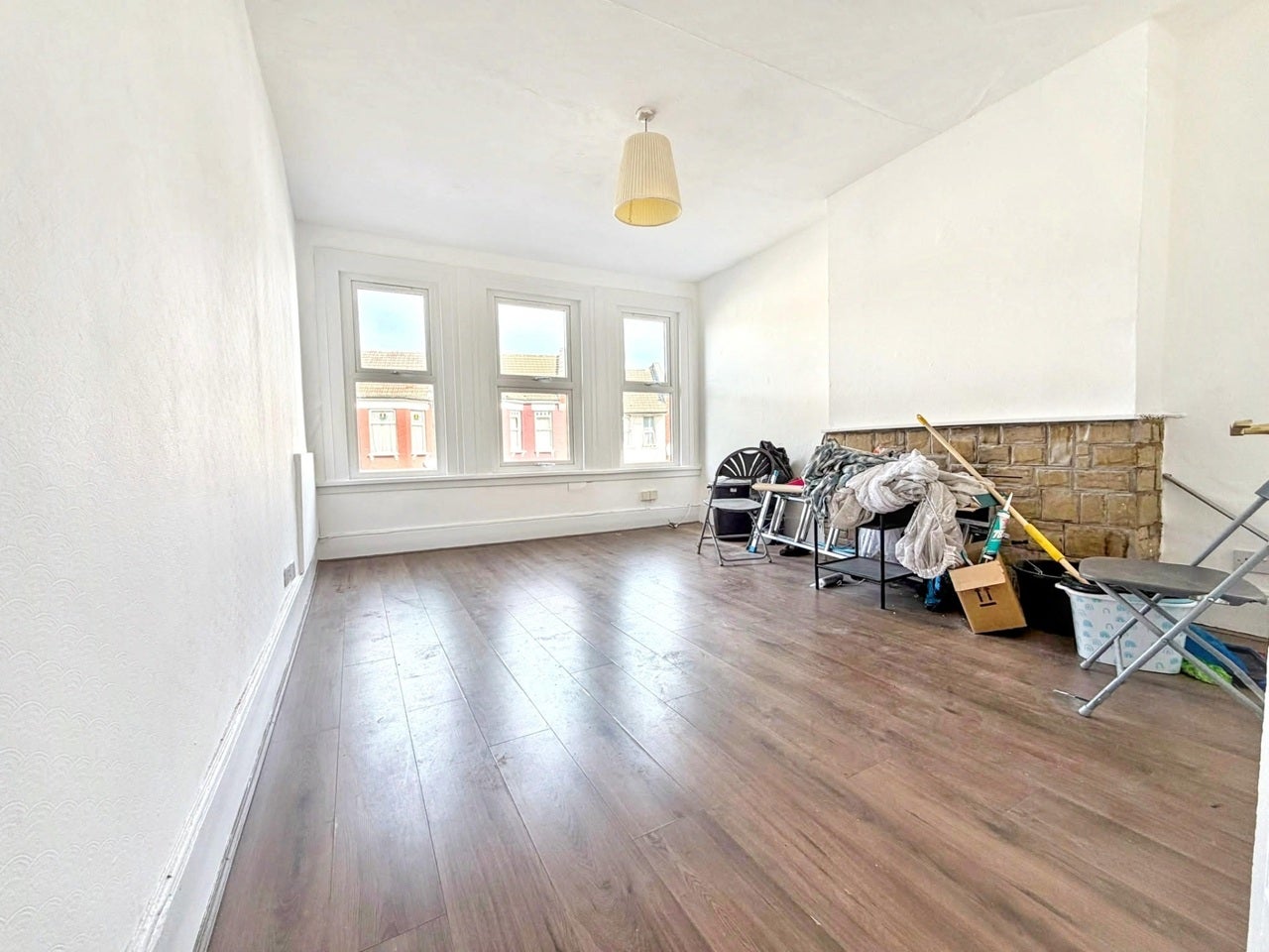 Flat Westbury Avenue in Greater London