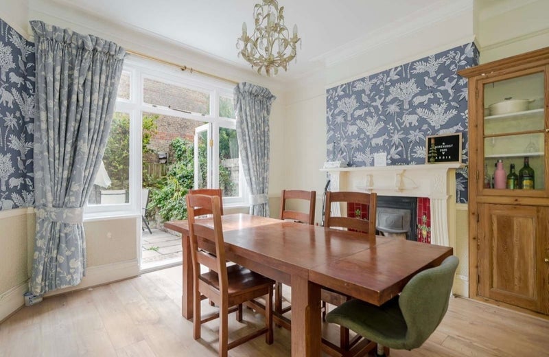 Room Wakehurst Road in Greater London