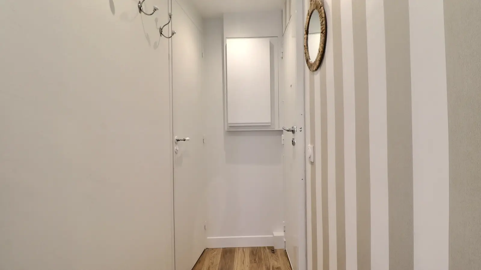 Flat Rue Yvonne Le Tac in Paris