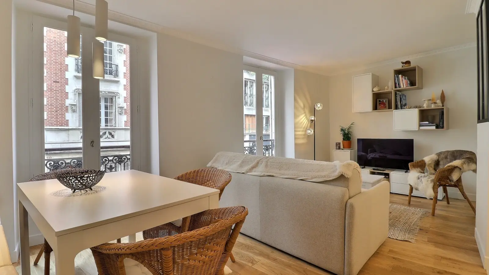 Flat Rue Yvonne Le Tac in Paris