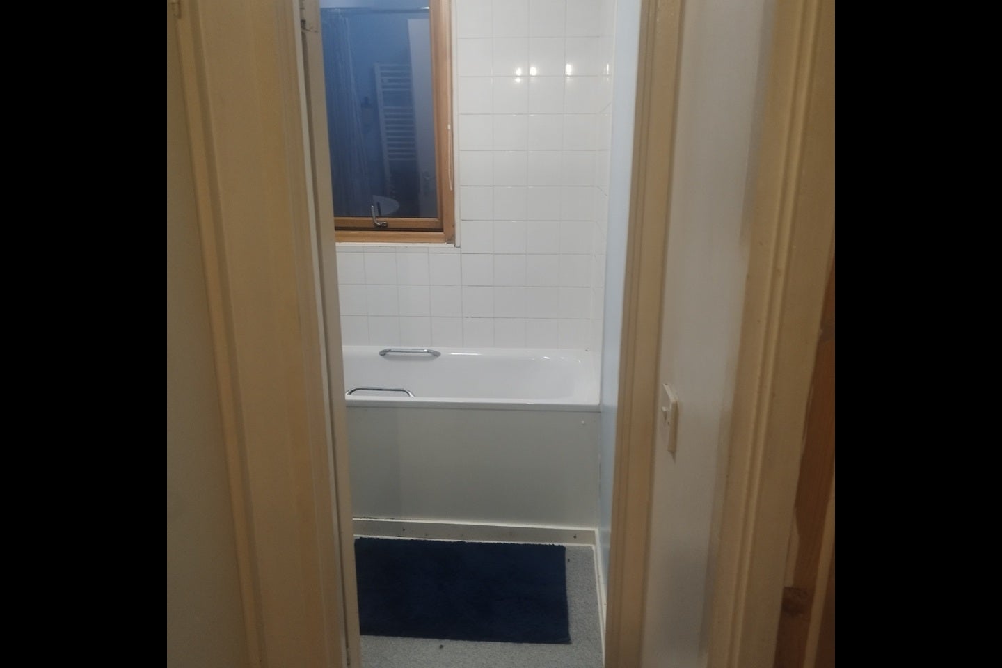 Room Winans Walk in Greater London