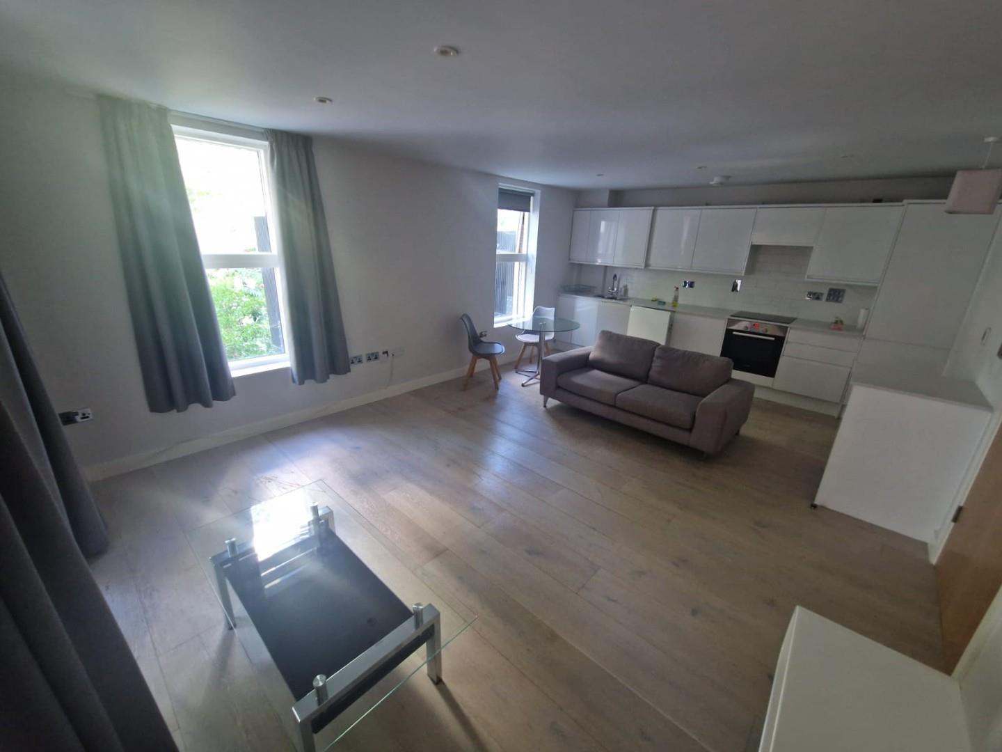 Flat Havannah Street in Greater London