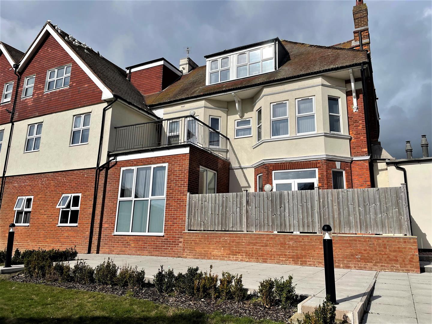Flat Hastings Road in Rother