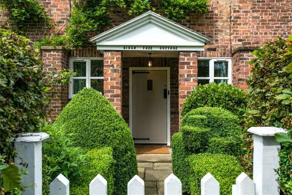 House Andertons Lane in Henbury