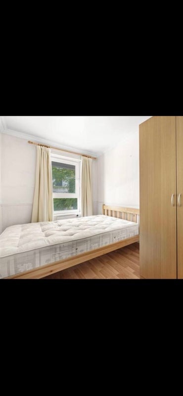 Room Patriot Square in Greater London