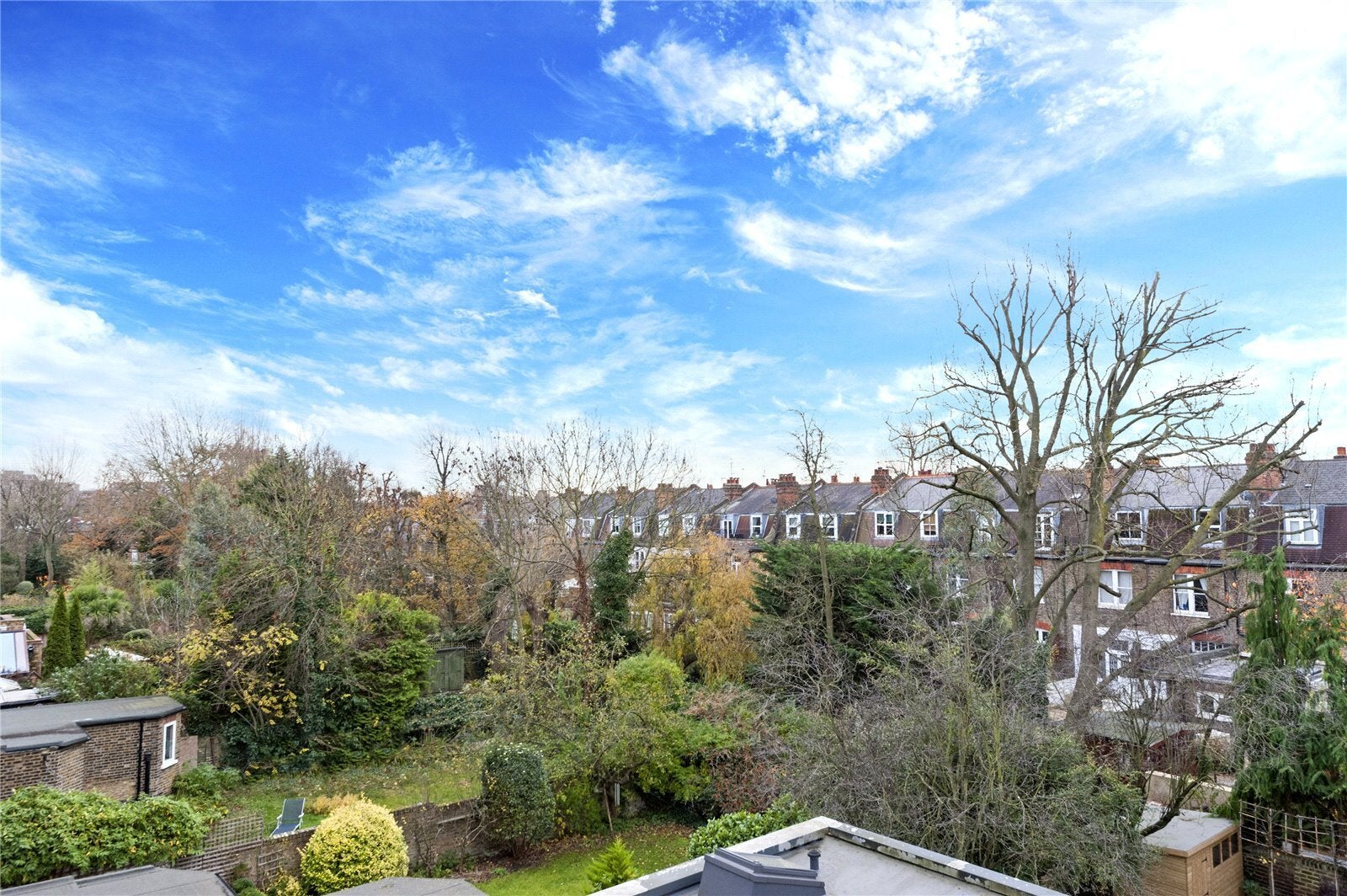 Flat Aberdare Gardens in Greater London