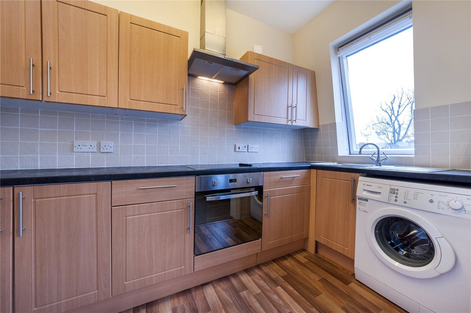 Flat Aberdare Gardens in Greater London