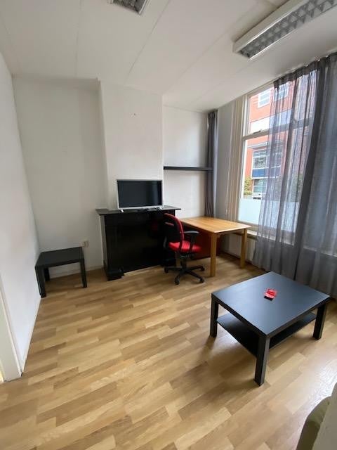 Studio te huur: Wijbrand de Geeststraat 97, Leeuwarden