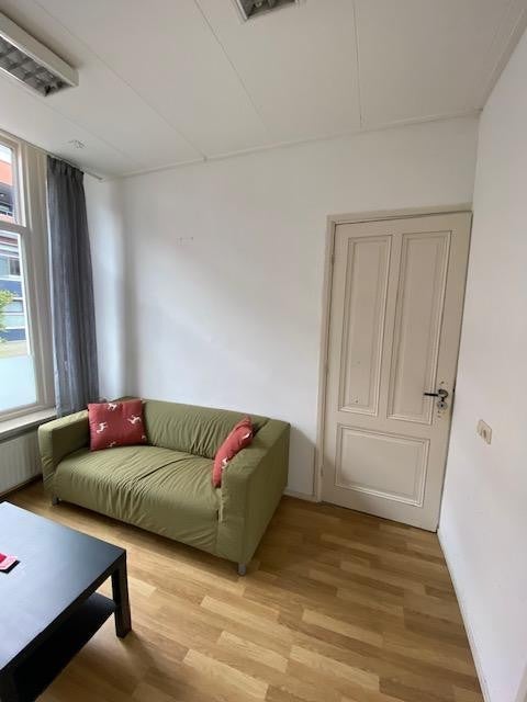 Studio te huur: Wijbrand de Geeststraat 97, Leeuwarden
