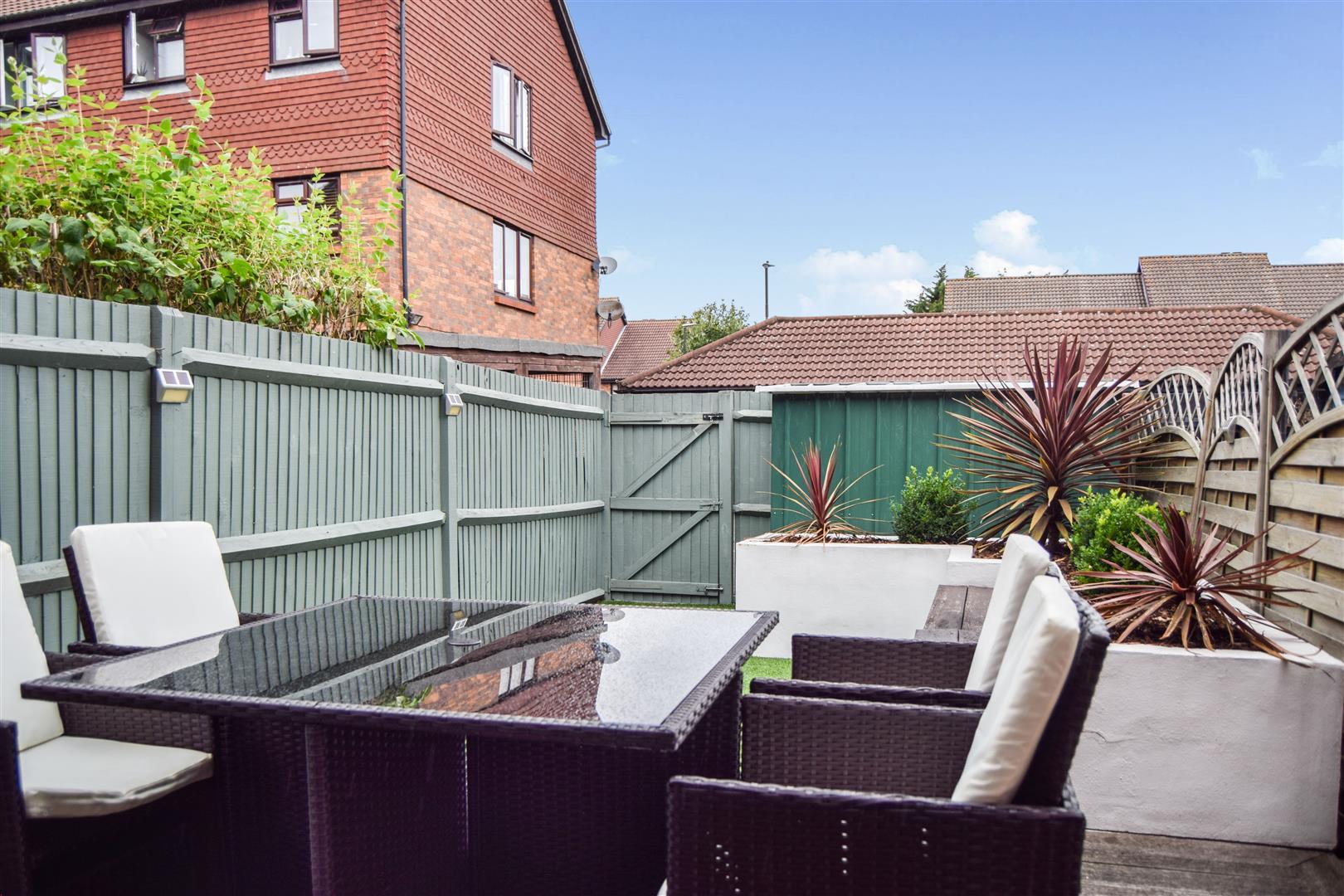House Keats Close in Greater London