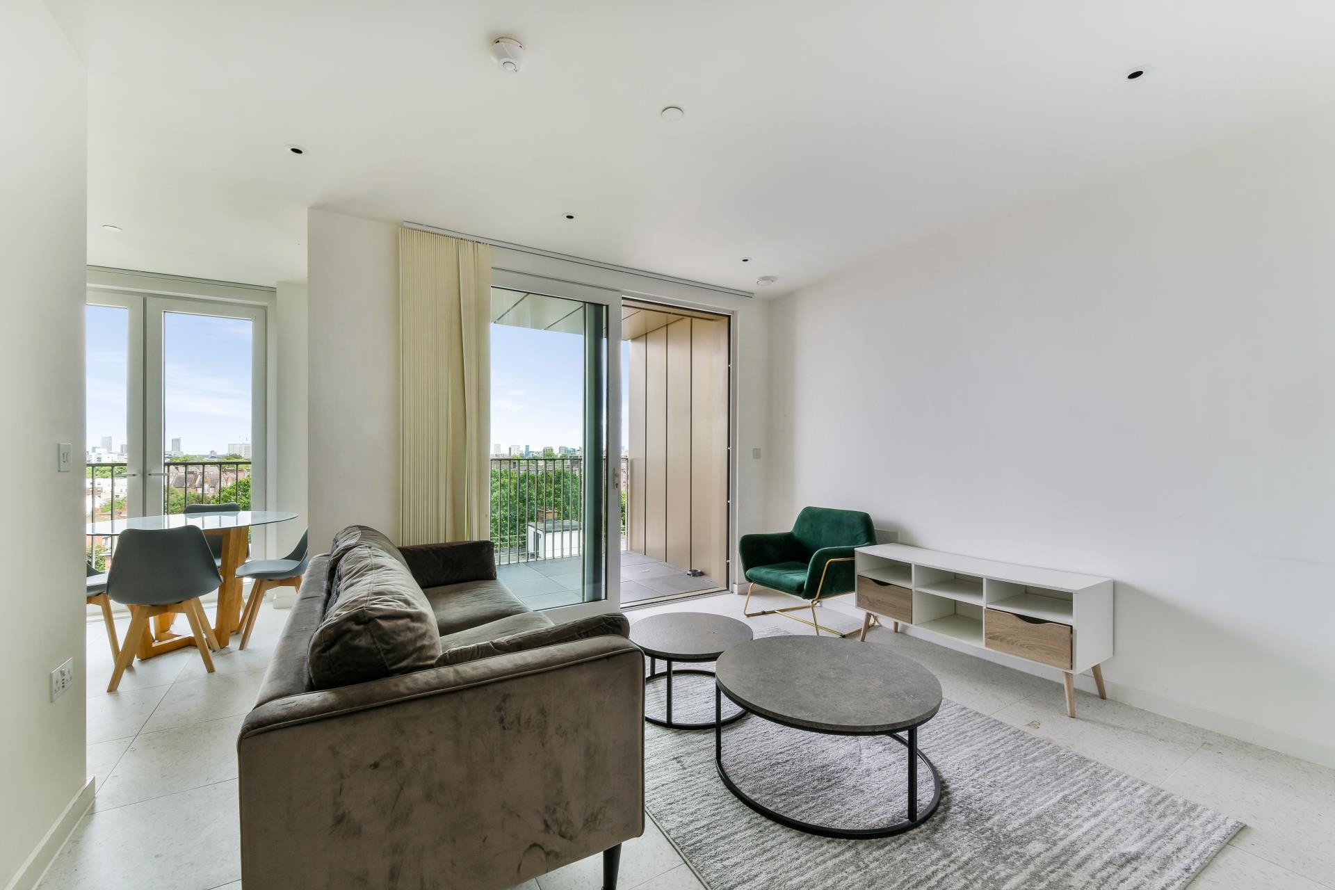 Flat Sidney Street in Greater London