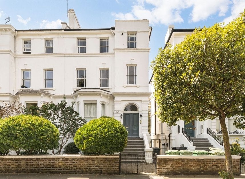 Flat Greville Road in Greater London