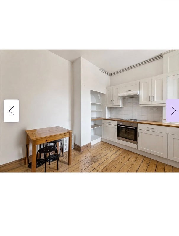 Room Challoner Crescent in Greater London