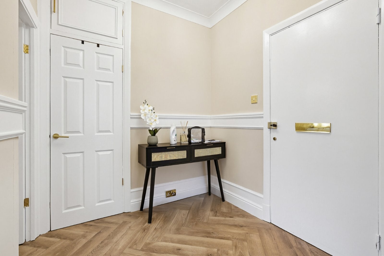 Flat Morpeth Terrace in City of Westminster