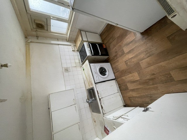 Flat Rectory Place in Greater London
