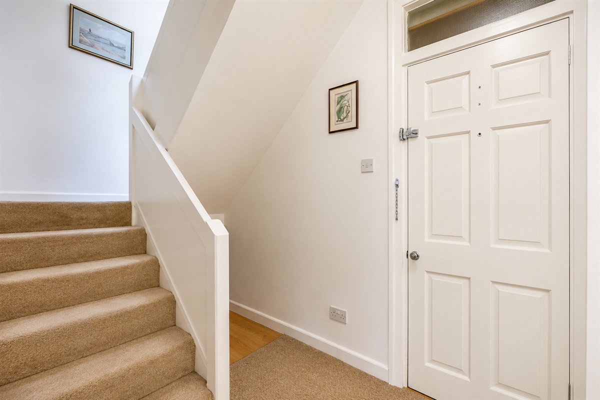 Flat Nash Street in Greater London