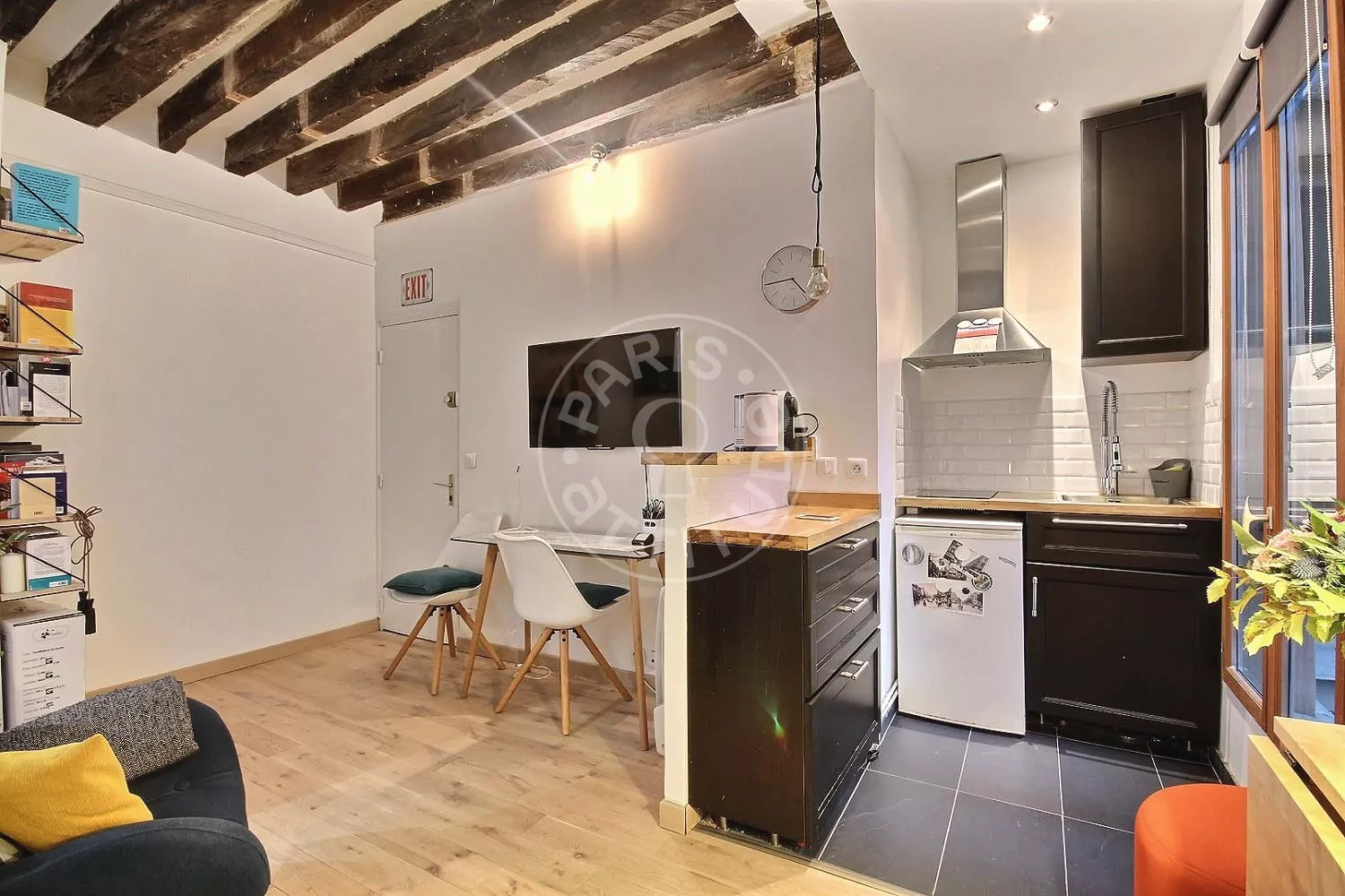 Flat Rue du Faubourg Saint-Martin in Paris