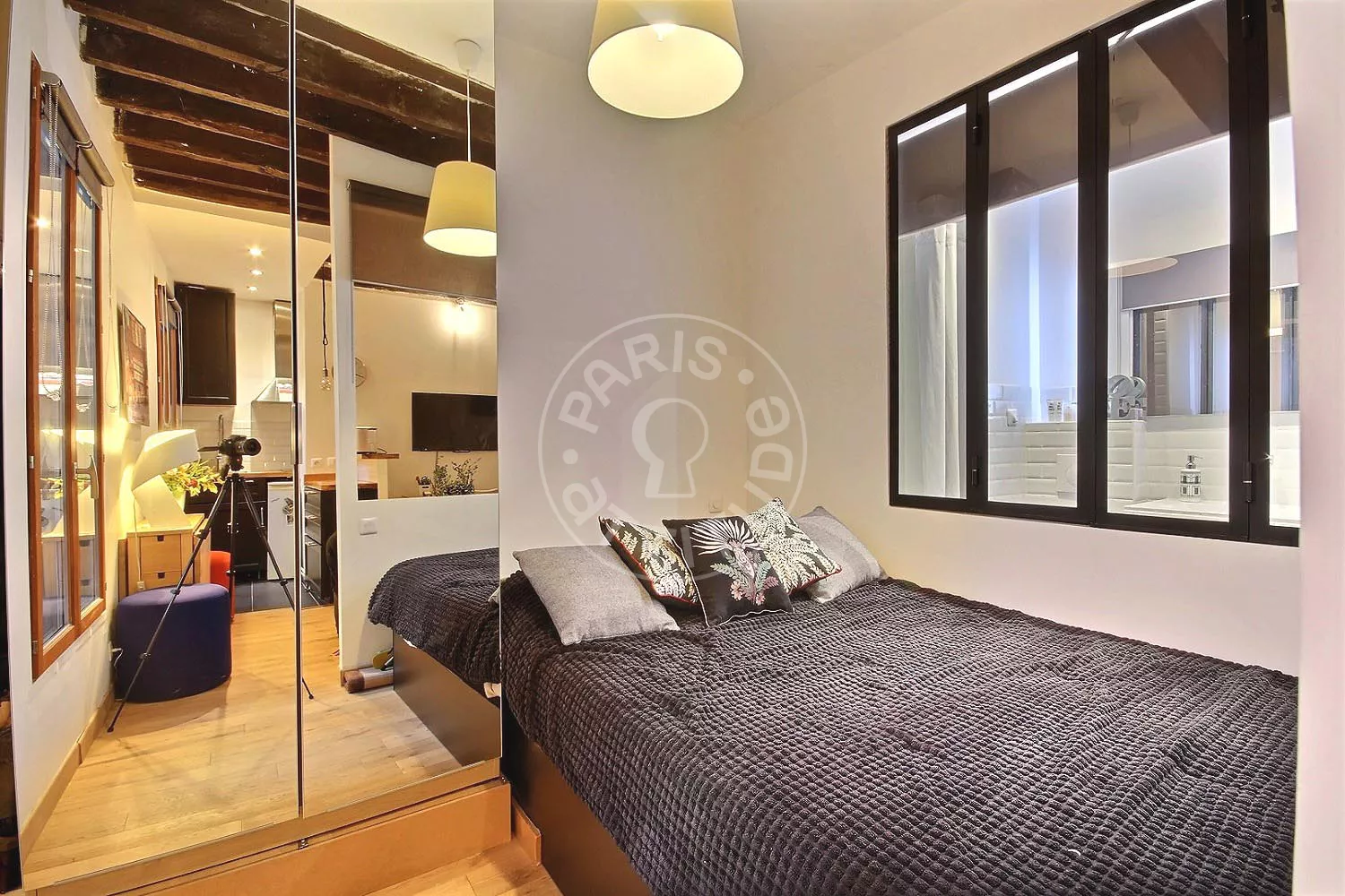 Flat Rue du Faubourg Saint-Martin in Paris