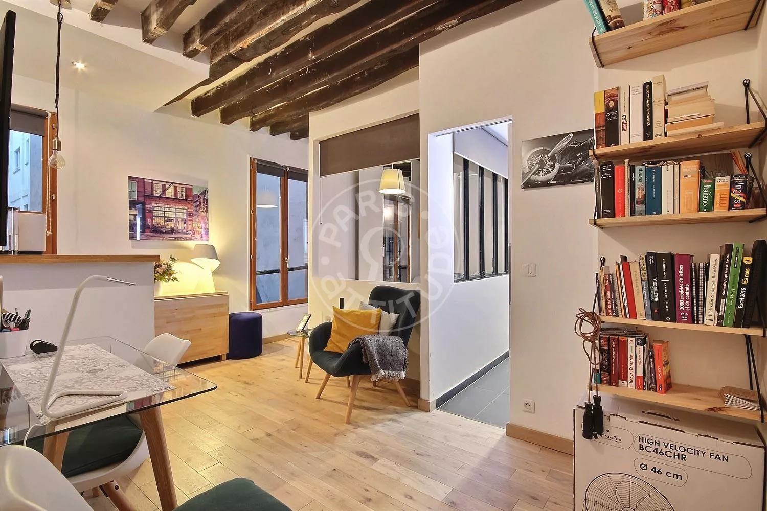 Flat Rue du Faubourg Saint-Martin in Paris