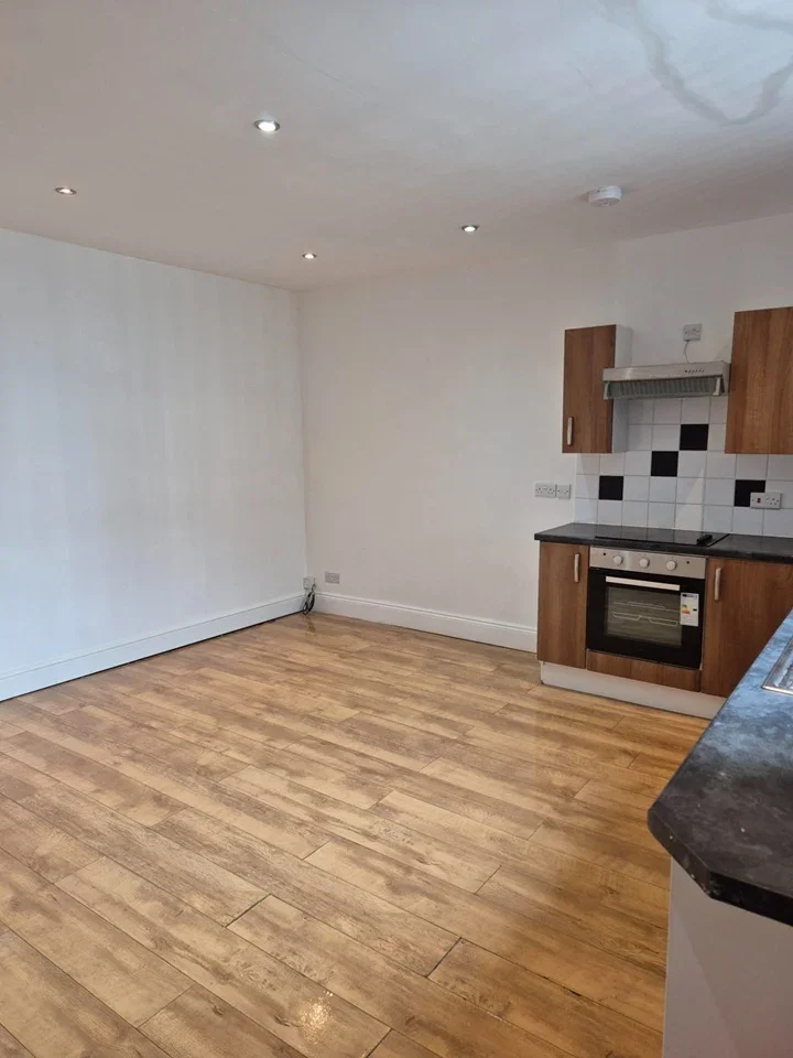 Flat Moorgate Street in Blackburn