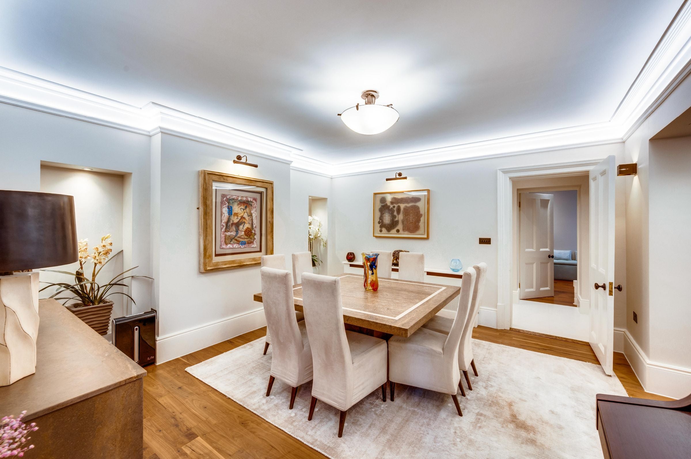 Flat Abingdon Villas in Greater London