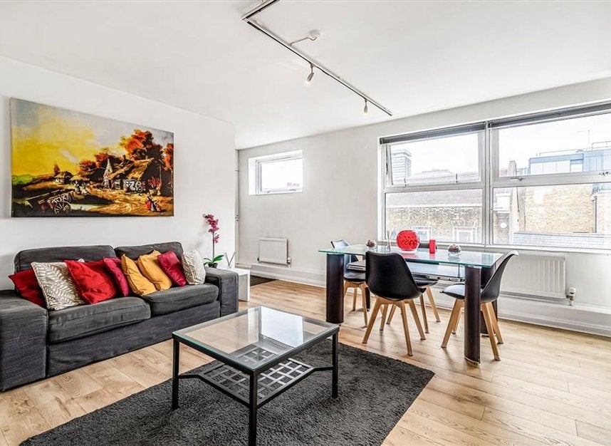 Flat Dean Street in City of Westminster